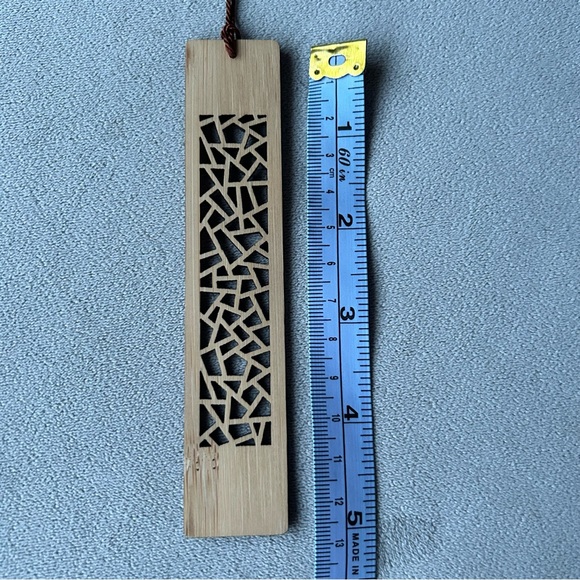 Wooden Bookmark with Brown Tassel ~ Geometric Design Cutout ~ Brand New! - Picture 4 of 6